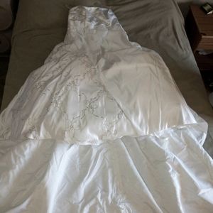 Wedding dress